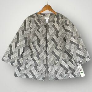 Alfred Dunner Gray and White Patterned Cape Blazer